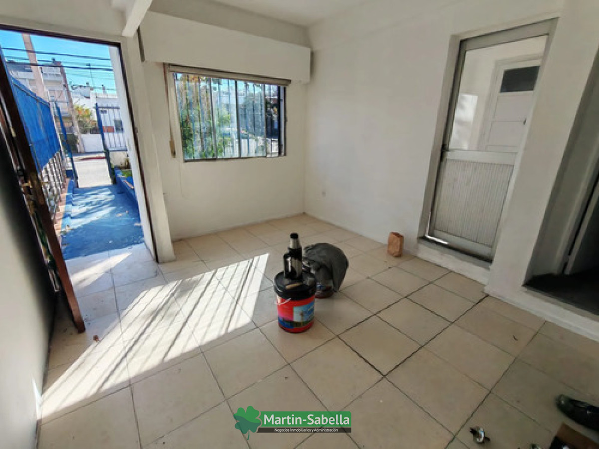 Casa ID.484/Casa-en-Alquiler--Malvín- - Casa en Alquiler - Malvín 