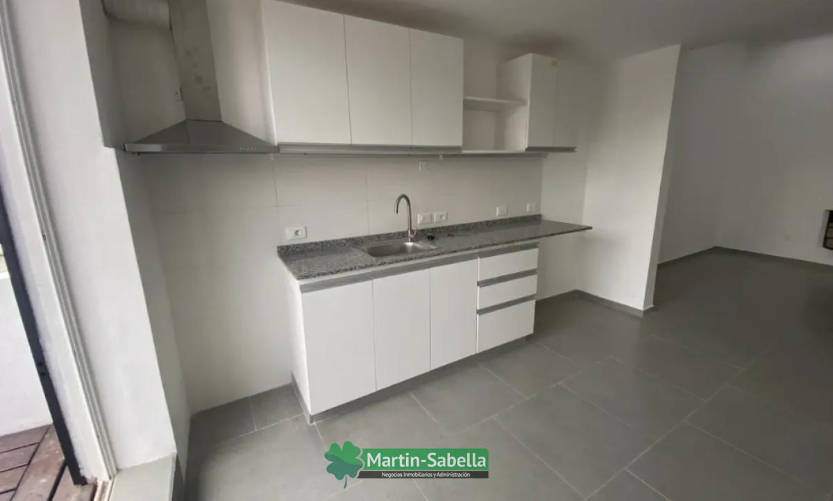 Casa ID.303/Casa-en-alquiler--La-Blanqueada- - Casa en alquiler - La Blanqueada 