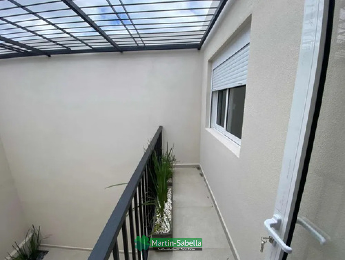 Casa ID.424/Casa-en-alquiler--Cordón- - Casa en alquiler - Cordón 