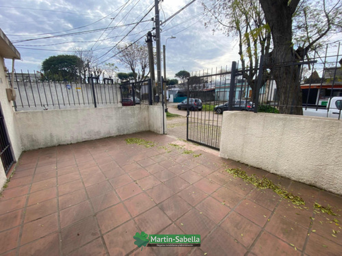 Casa ID.169/Casa-en-alquiler--Cerrito- - Casa en alquiler - Cerrito 