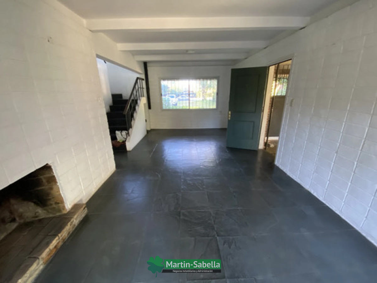 Casa ID.473/Casa-en-Alquiler--Carrasco- - Casa en Alquiler - Carrasco 