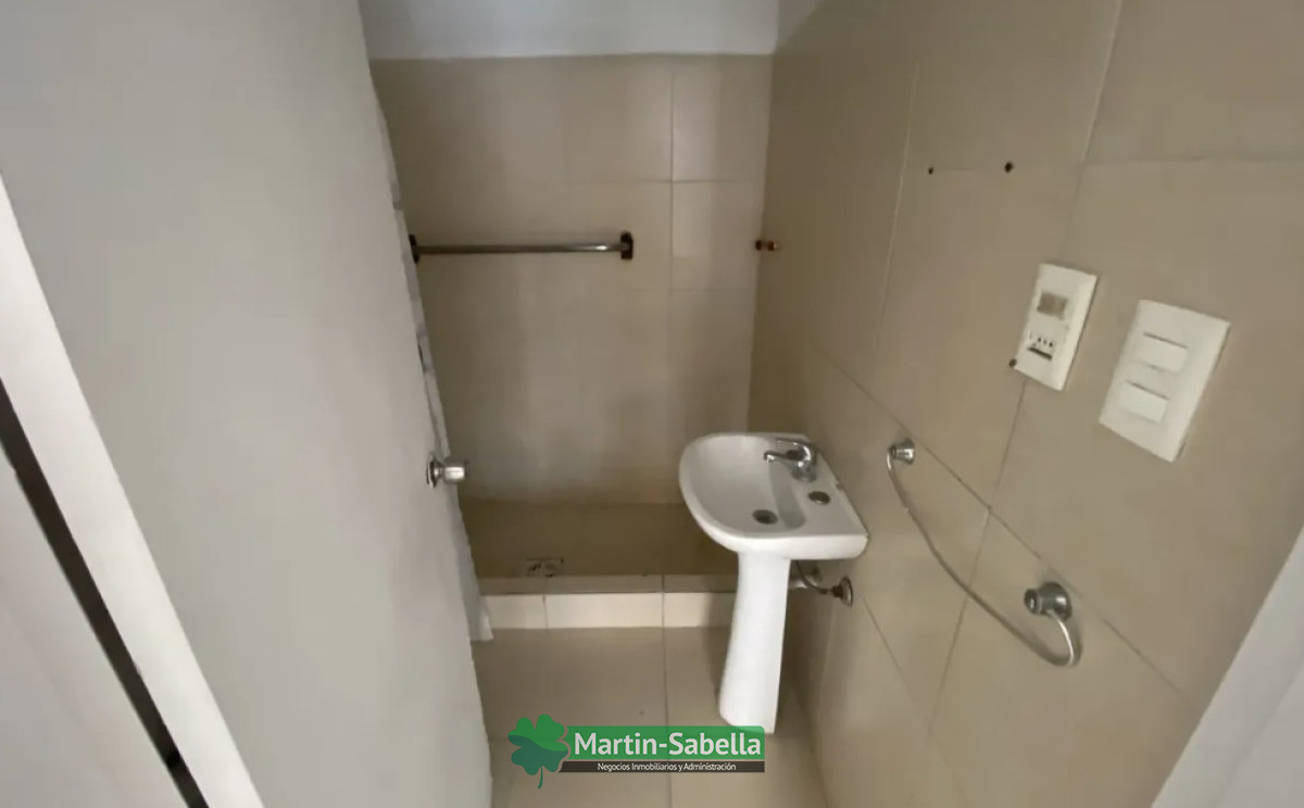 Casa ID.484/Casa-en-Alquiler--Malvín- - Casa en Alquiler - Malvín 