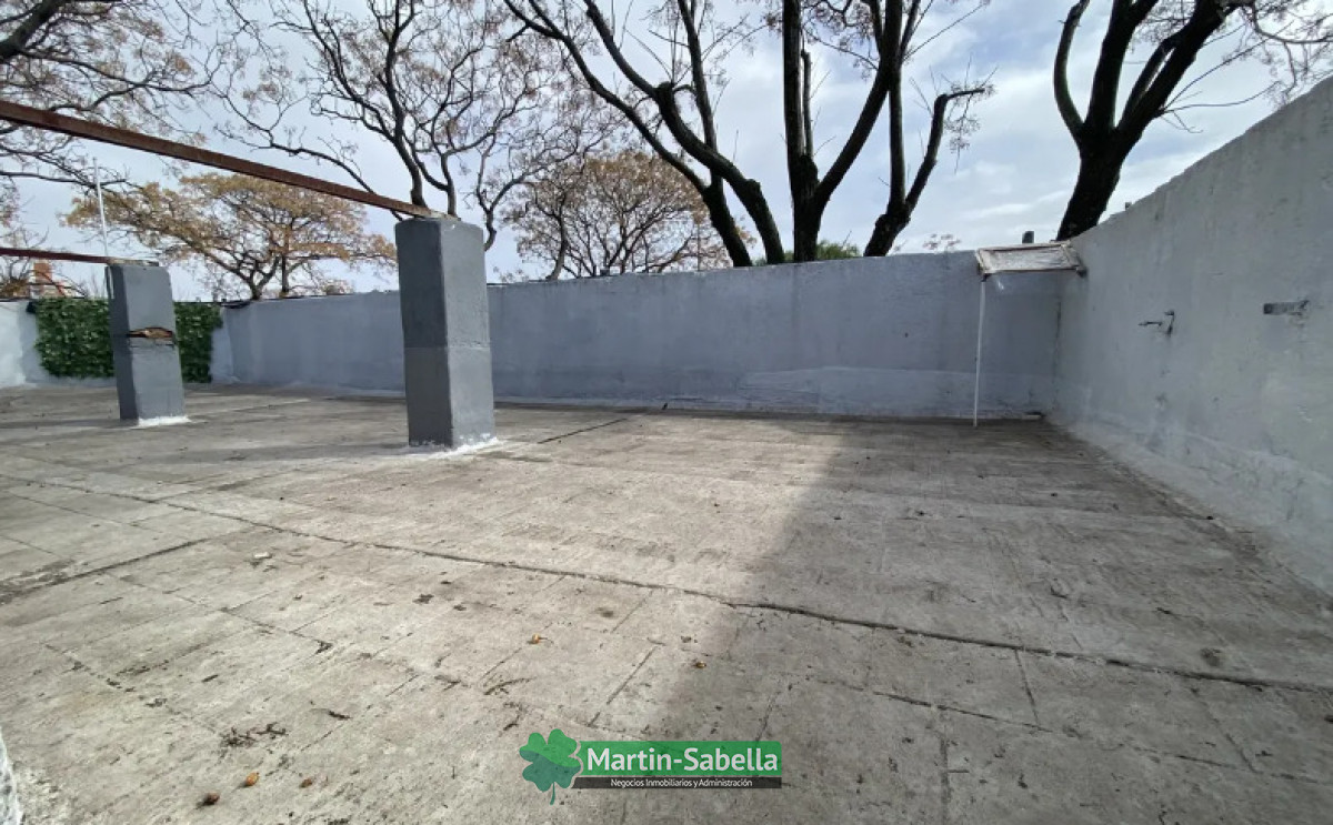 Casa ID.557/Casa-en-alquiler--La-Blanqueada- - Casa en alquiler - La Blanqueada 