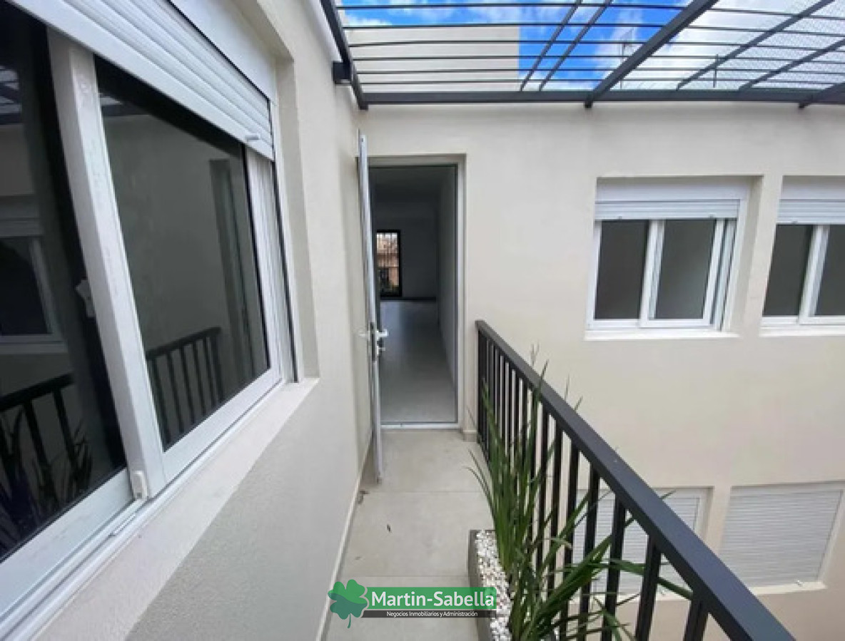 Casa ID.424/Casa-en-alquiler--Cordón- - Casa en alquiler - Cordón 