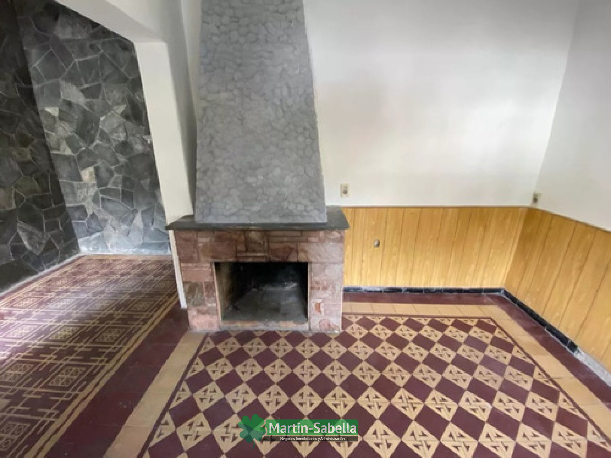 Casa ID.28 - Casa En Venta 1 Dormitorio Con Acceso A  La Azota Y Patio Chico Con Parrillero 