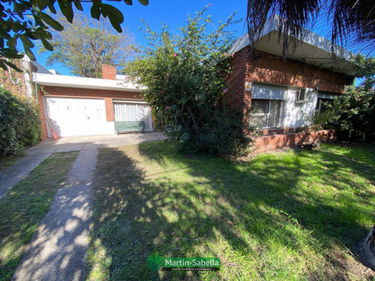 Casa ID.107/Casa-en-Venta--Carrasco-Sur- - Casa en Venta - Carrasco Sur 
