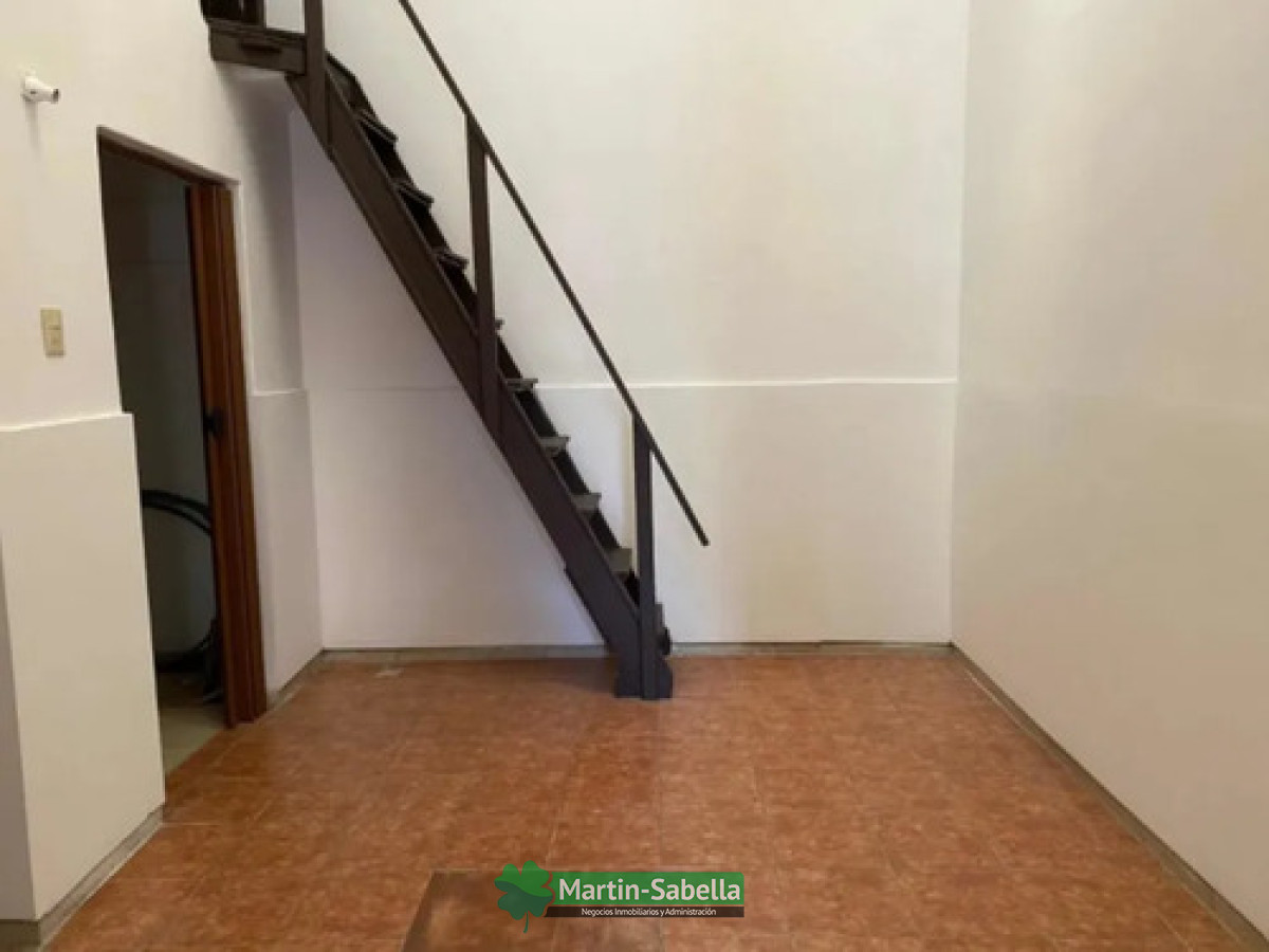 Casa ID.557/Casa-en-alquiler--La-Blanqueada- - Casa en alquiler - La Blanqueada 
