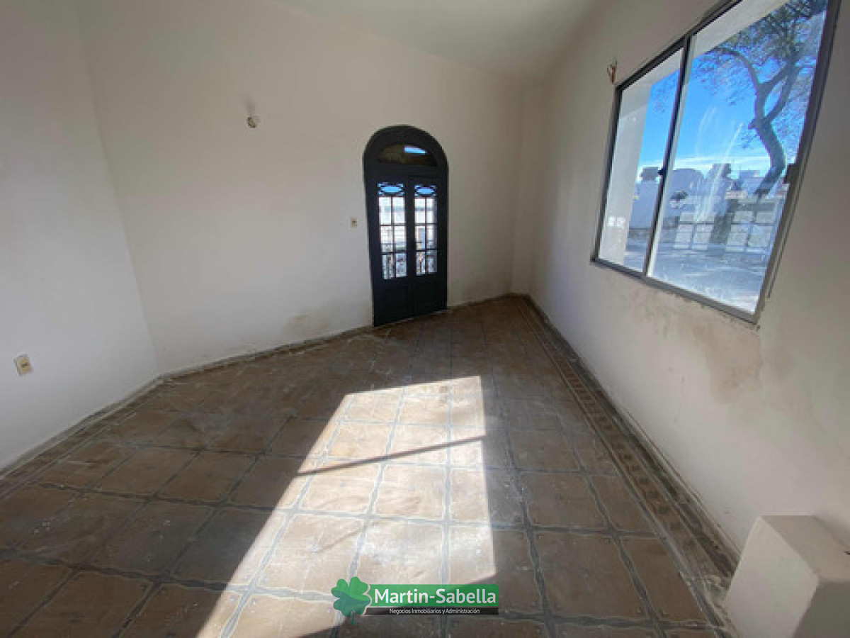 Casa ID.222/Casa-en-alquiler--Prado- - Casa en alquiler - Prado 