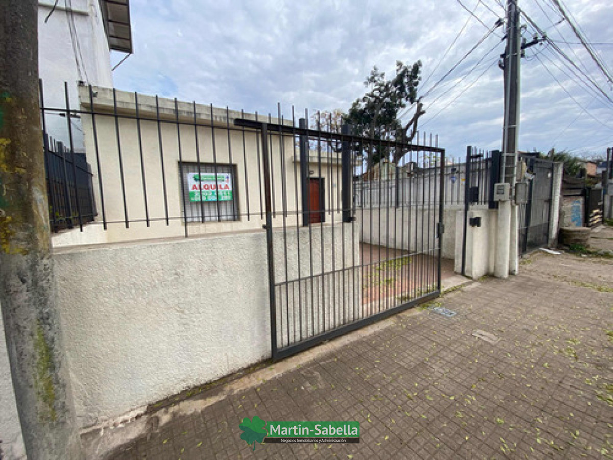 Casa ID.168/Casa-en-alquiler--Pérez-Castellanos - Casa en alquiler - Pérez Castellanos