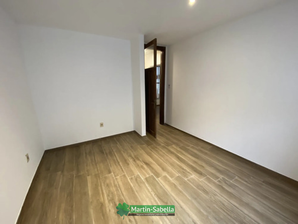 Casa ID.509/Casa-en-alquiler--La-Blanqueada- - Casa en alquiler - La Blanqueada 