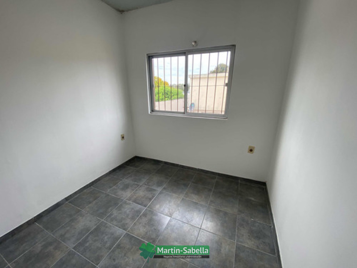 Casa ID.2 - Casa Propiedad Horizontal Duplex  Al Fondo Malvin Lado Norte A 1  Cuadra De Av. Italia 