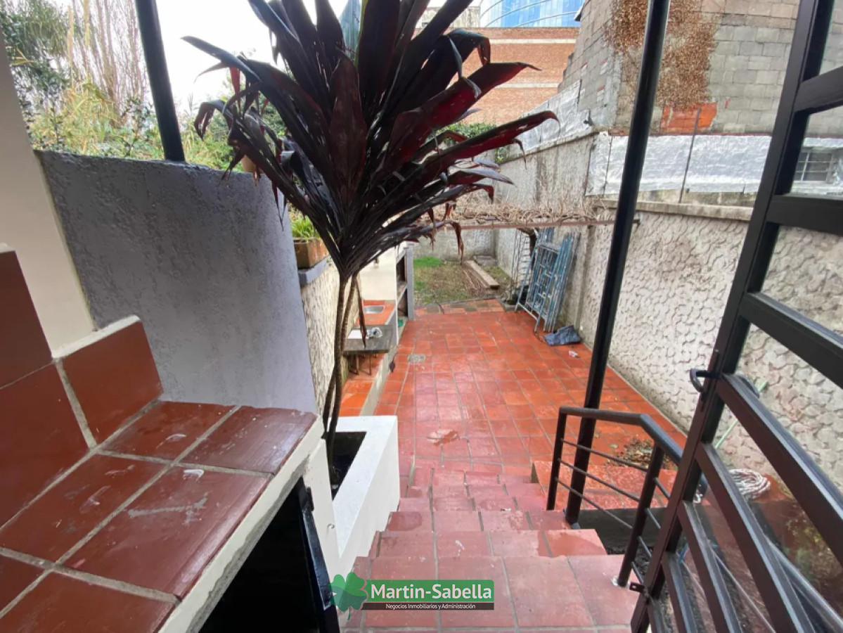 Casa ID.103/Casa-en-alquiler--Pocitos-Nuevo- - Casa en alquiler - Pocitos Nuevo 