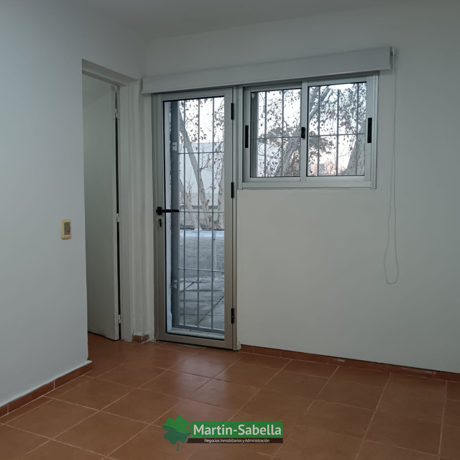 Casa ID.433/Casa-en-alquiler--Aguada- - Casa en alquiler - Aguada 