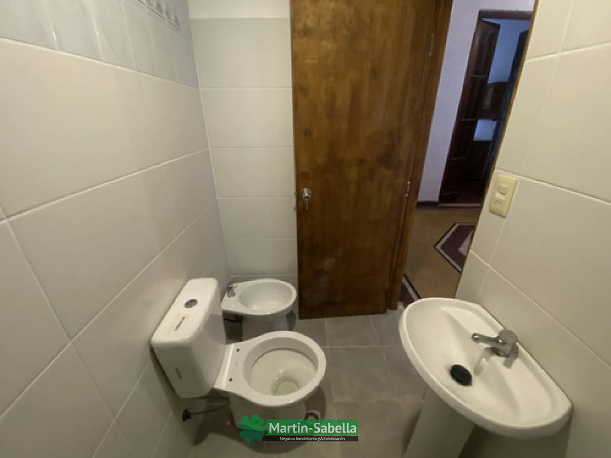 Casa ID.408/Casa-en-alquiler--Cordón- - Casa en alquiler - Cordón 