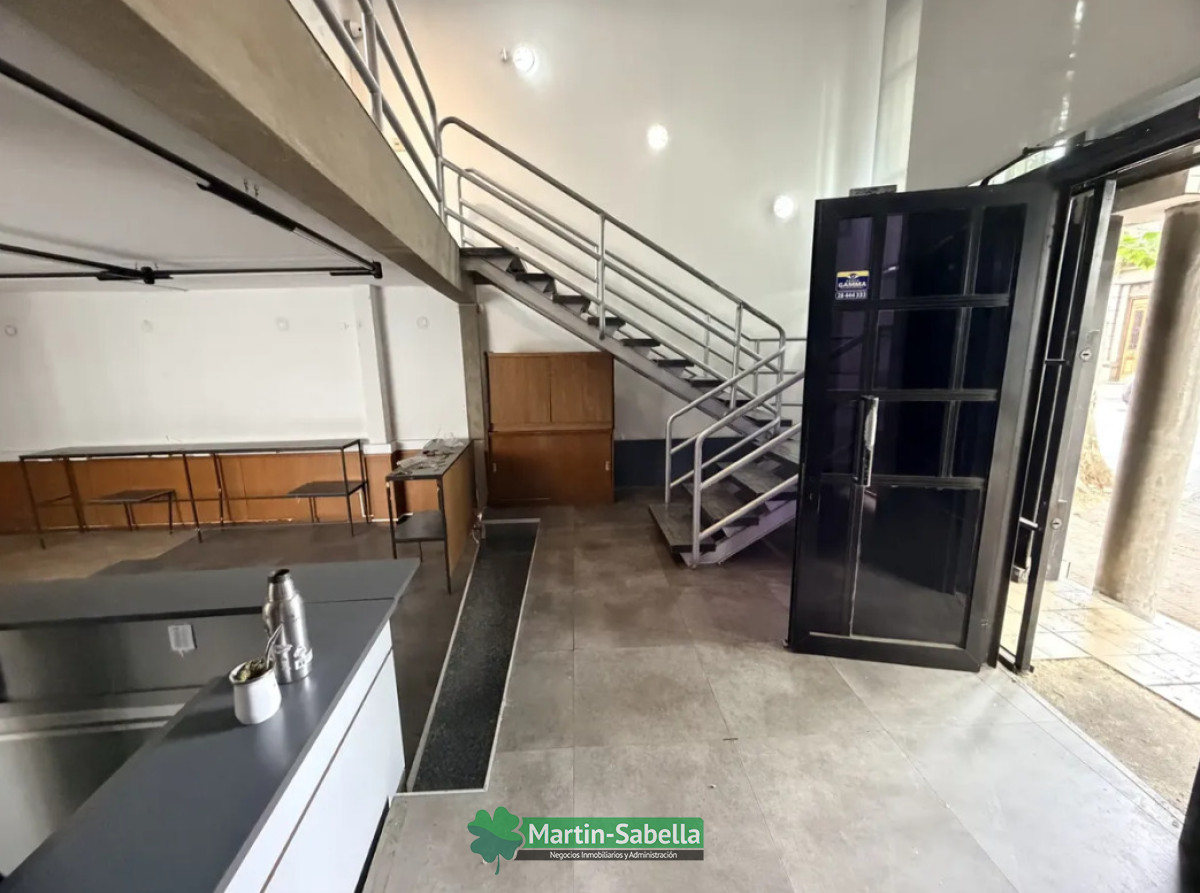 Casa ID.687/Casas-en-alquiler-La-Comercial- - Casas en alquiler La Comercial 