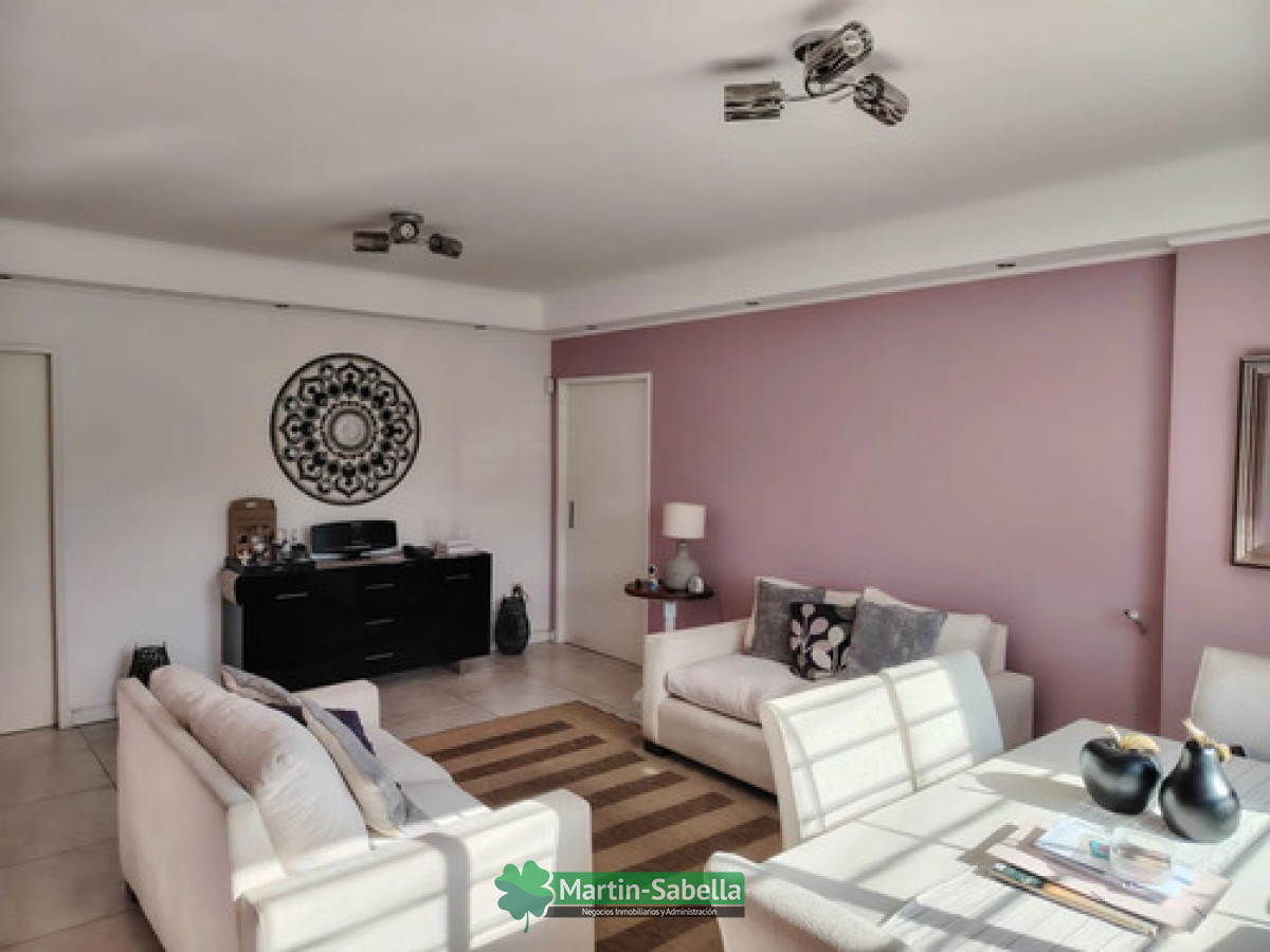 Casa ID.535/Casa-en-Venta--Malvin- - Casa en Venta - Malvin 