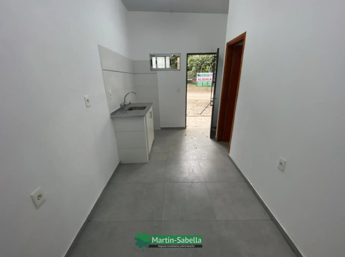 Casa ID.324/Casa-en-alquiler--El-Pinar,-Canelones- - Casa en alquiler - El Pinar, Canelones 