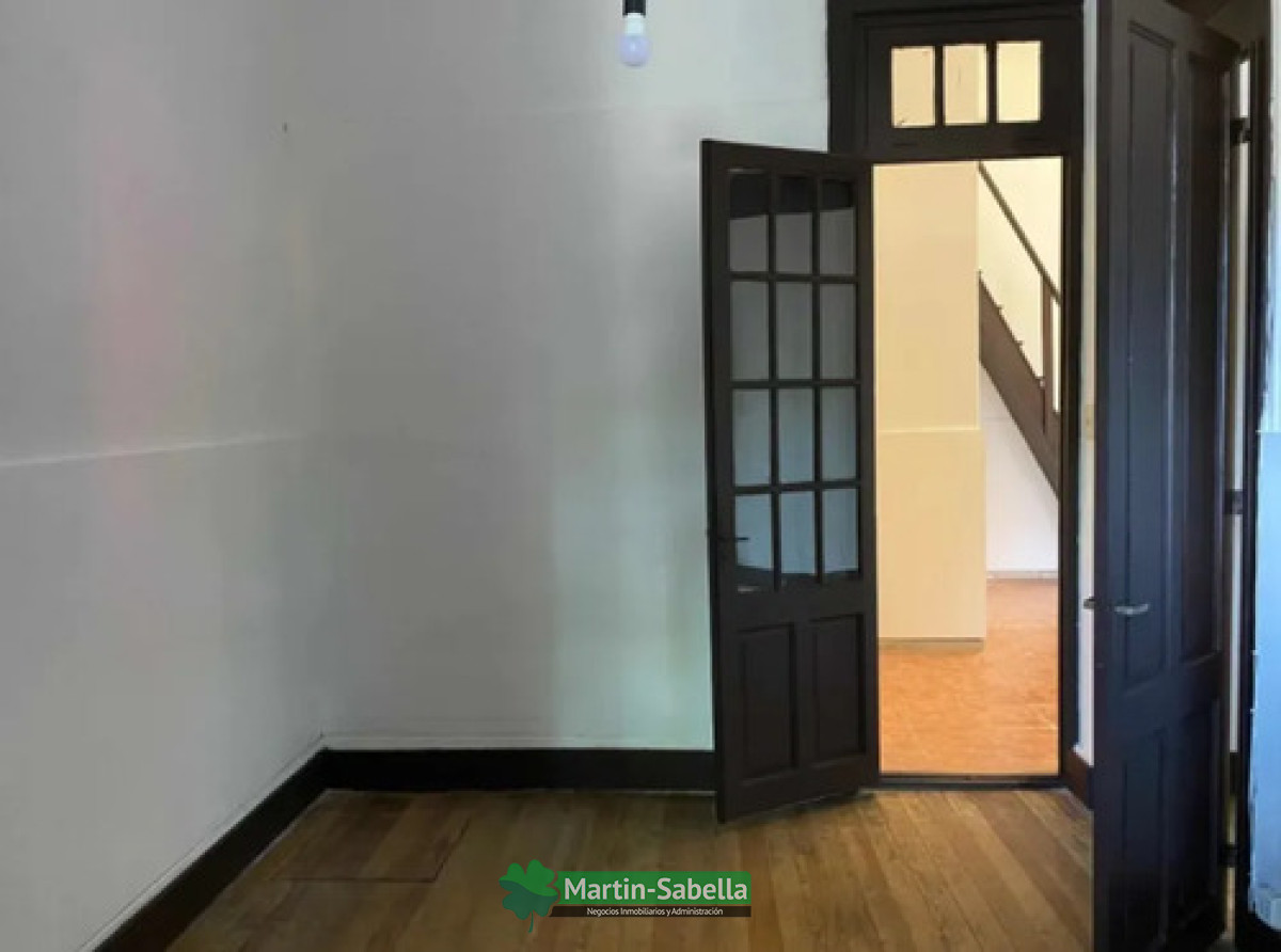 Casa ID.557/Casa-en-alquiler--La-Blanqueada- - Casa en alquiler - La Blanqueada 