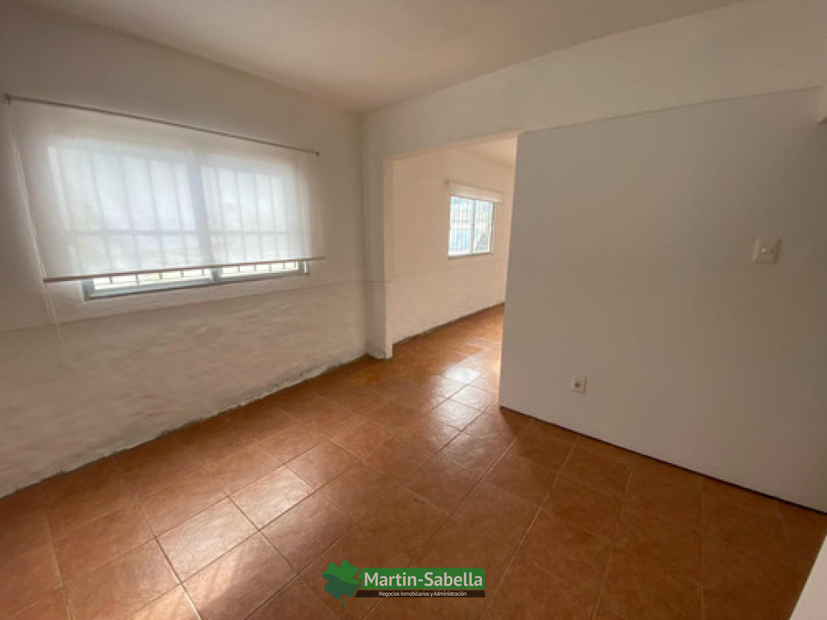 Casa ID.169/Casa-en-alquiler--Cerrito- - Casa en alquiler - Cerrito 