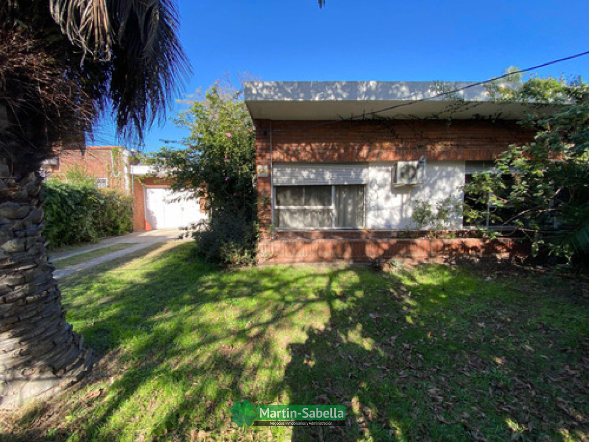 Casa ID.107/Casa-en-Venta--Carrasco-Sur- - Casa en Venta - Carrasco Sur 