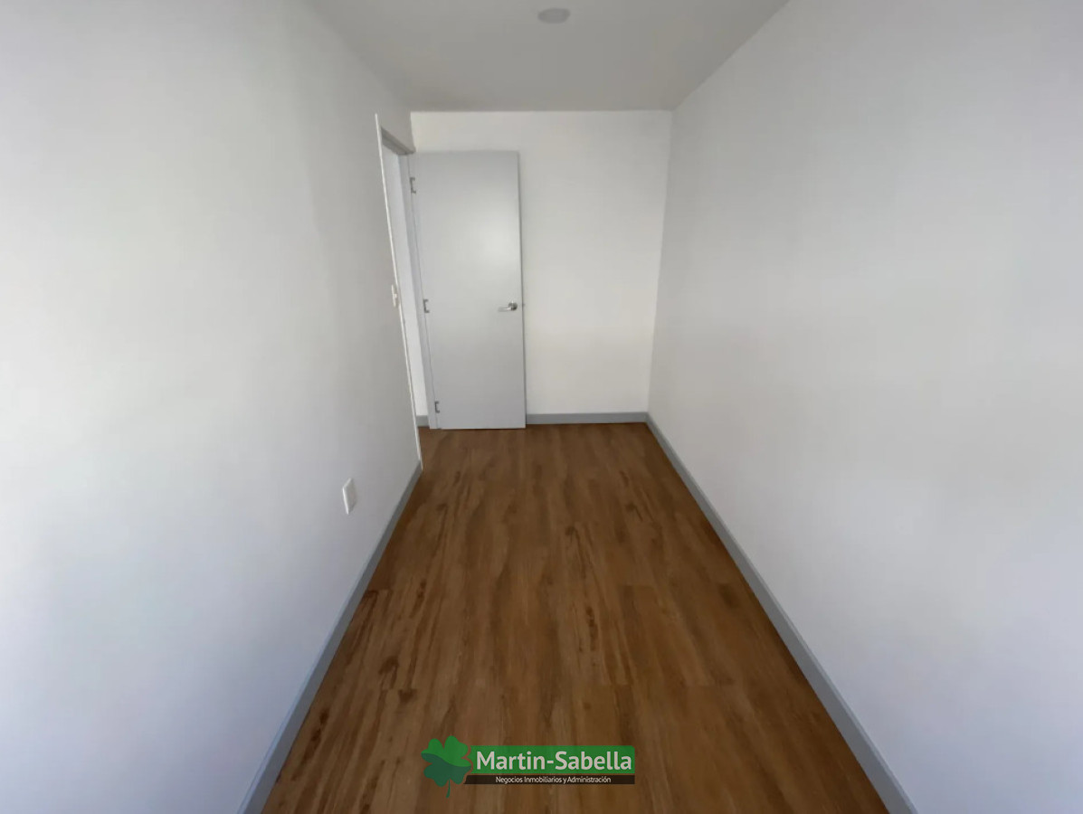 Casa ID.431/Casa-en-alquiler--Tres-Cruces- - Casa en alquiler - Tres Cruces 