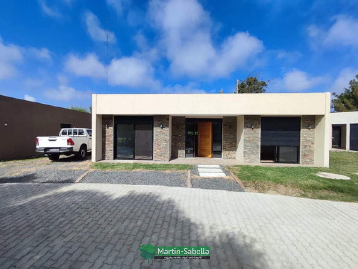 Casa ID.369/Casa-en-alquiler--El-Pinar,-Canelones- - Casa en alquiler - El Pinar, Canelones 