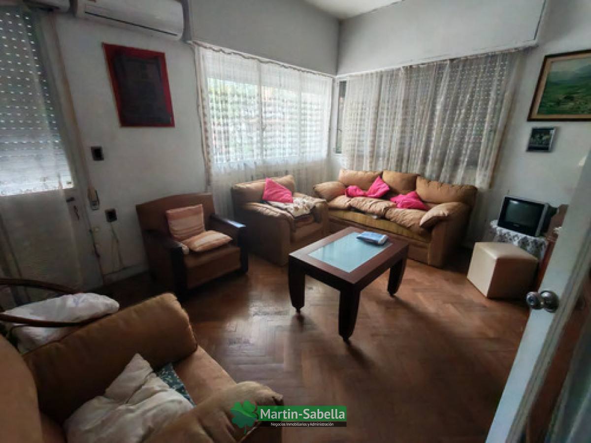 Casa ID.465/Casa-en-Alquiler--Pocitos- - Casa en Alquiler - Pocitos 