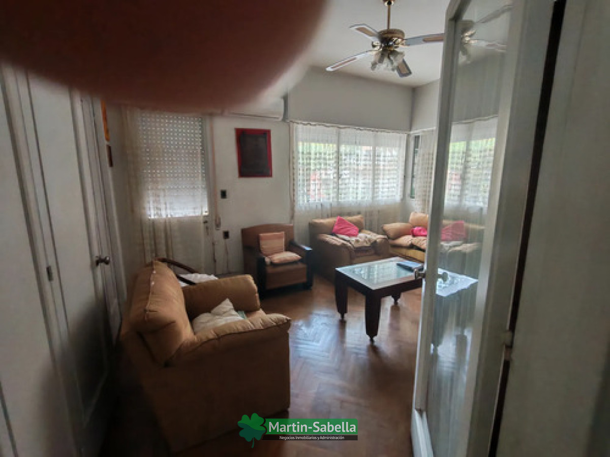 Casa ID.465/Casa-en-Alquiler--Pocitos- - Casa en Alquiler - Pocitos 