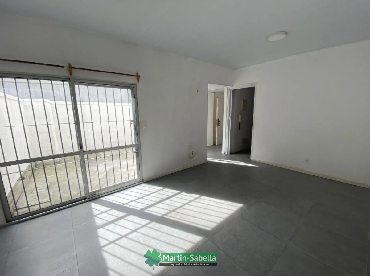 Casa ID.611/Casa-en-Alquiler--La-Blanqueada- - Casa en Alquiler - La Blanqueada 