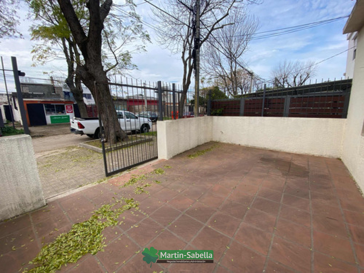 Casa ID.169/Casa-en-alquiler--Cerrito- - Casa en alquiler - Cerrito 