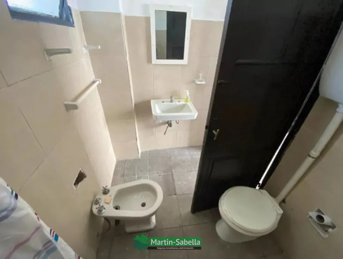 Casa ID.379/Casa-en-alquiler--La-Comercial- - Casa en alquiler - La Comercial 