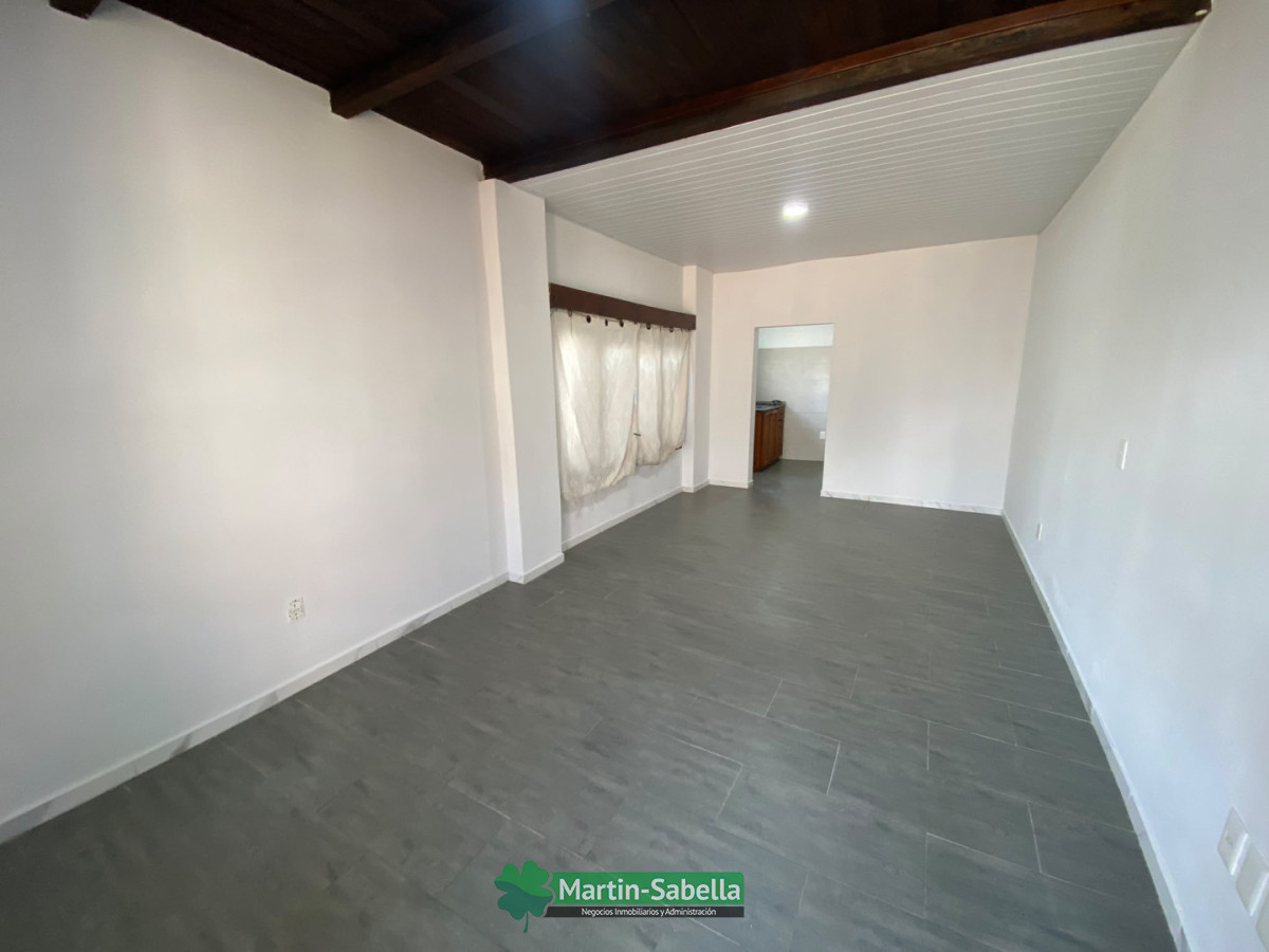 Casa ID.530/Casa-en-Alquiler--Punta-de-Rieles- - Casa en Alquiler - Punta de Rieles 
