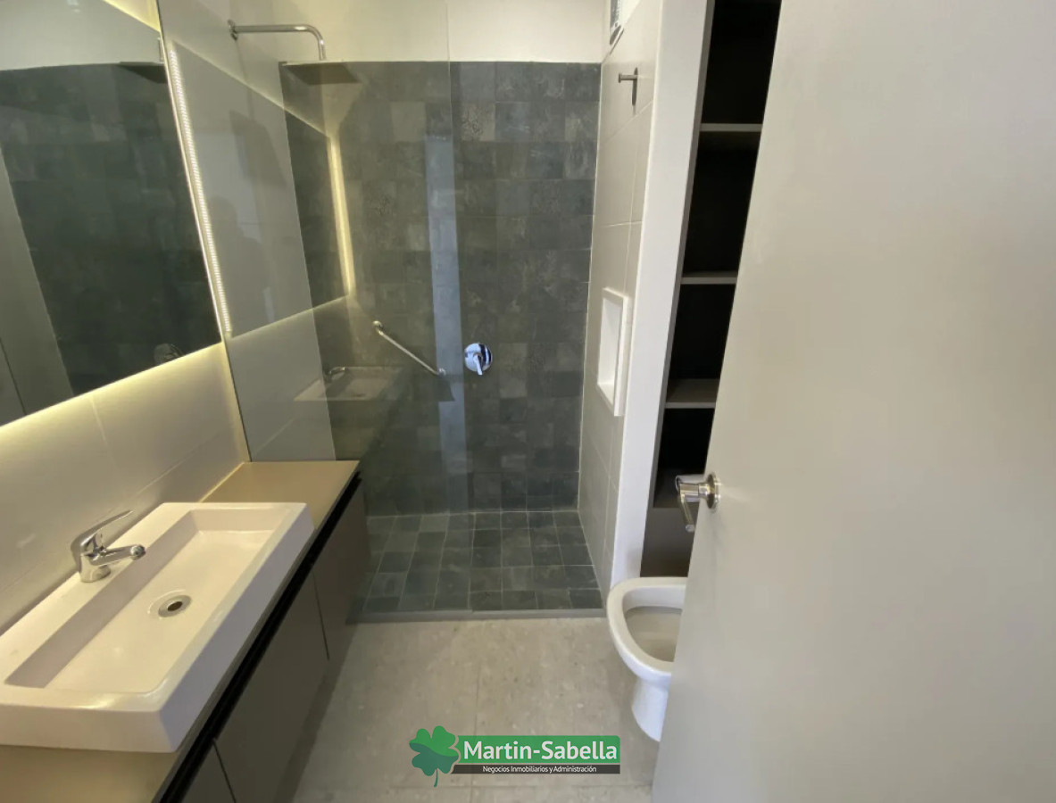 Casa ID.431/Casa-en-alquiler--Tres-Cruces- - Casa en alquiler - Tres Cruces 