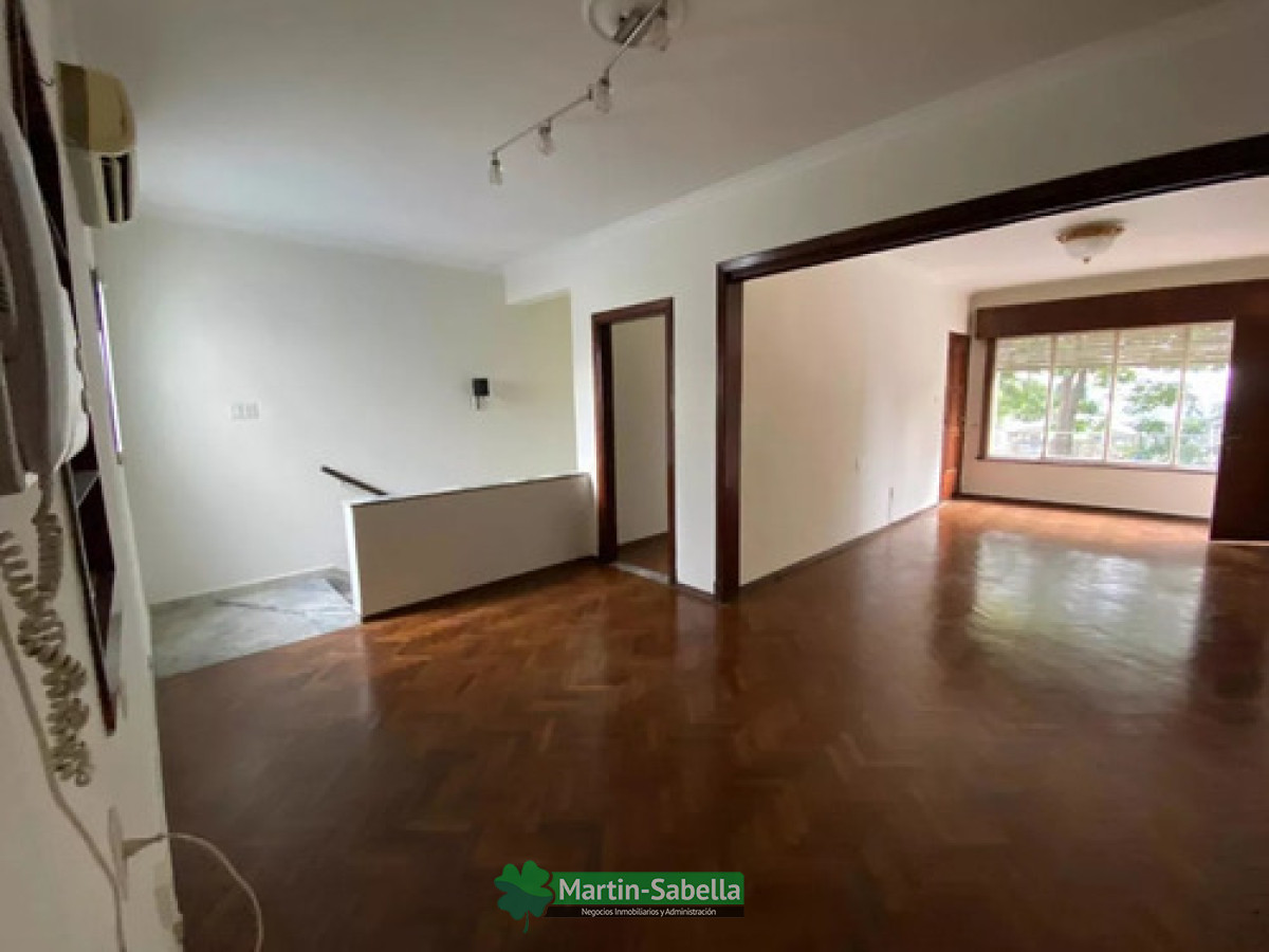 Casa ID.253/Casa-en-alquiler--La-Blanqueada- - Casa en alquiler - La Blanqueada 