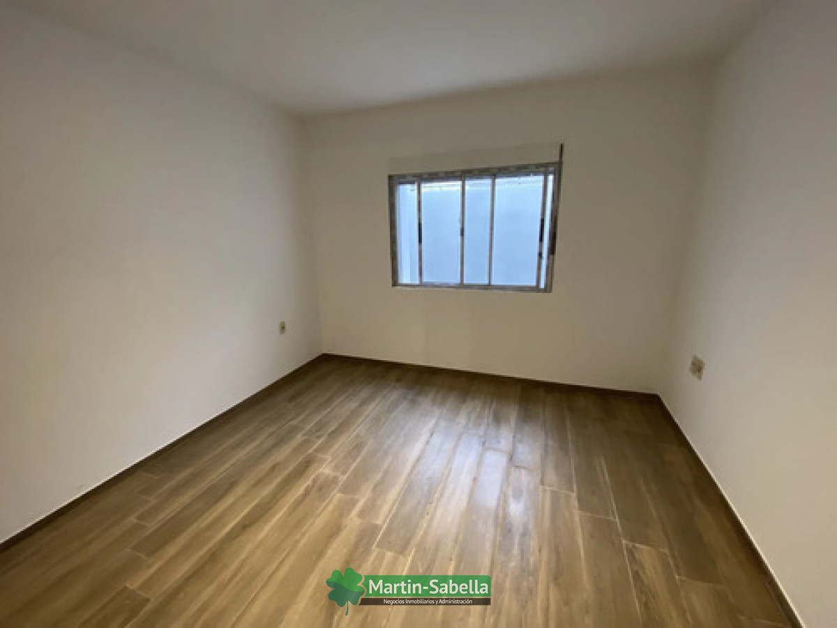Casa ID.509/Casa-en-alquiler--La-Blanqueada- - Casa en alquiler - La Blanqueada 