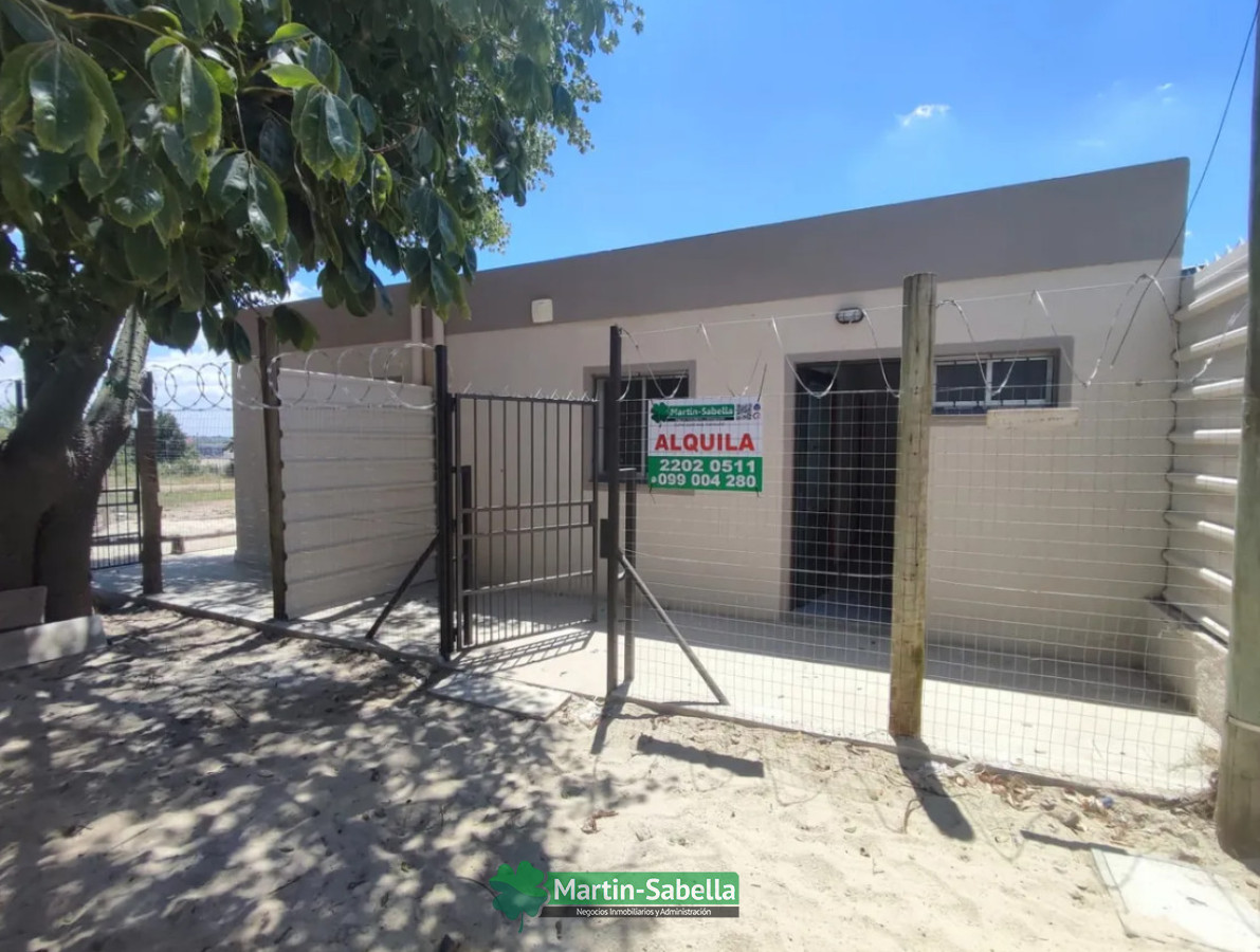 Casa ID.324/Casa-en-alquiler--El-Pinar,-Canelones- - Casa en alquiler - El Pinar, Canelones 