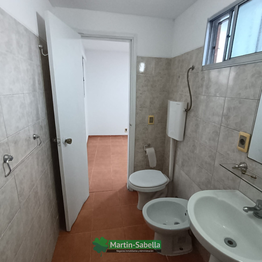 Casa ID.433/Casa-en-alquiler--Aguada- - Casa en alquiler - Aguada 