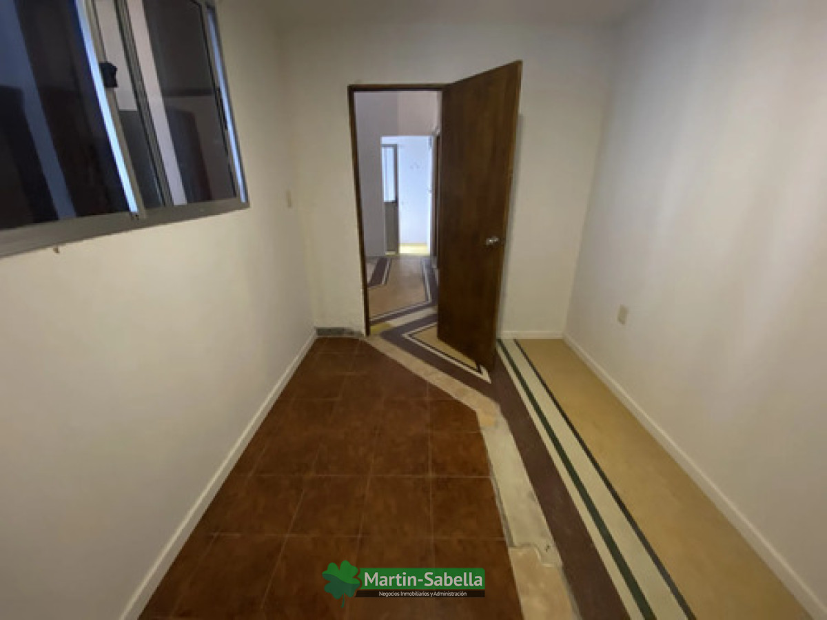 Casa ID.408/Casa-en-alquiler--Cordón- - Casa en alquiler - Cordón 