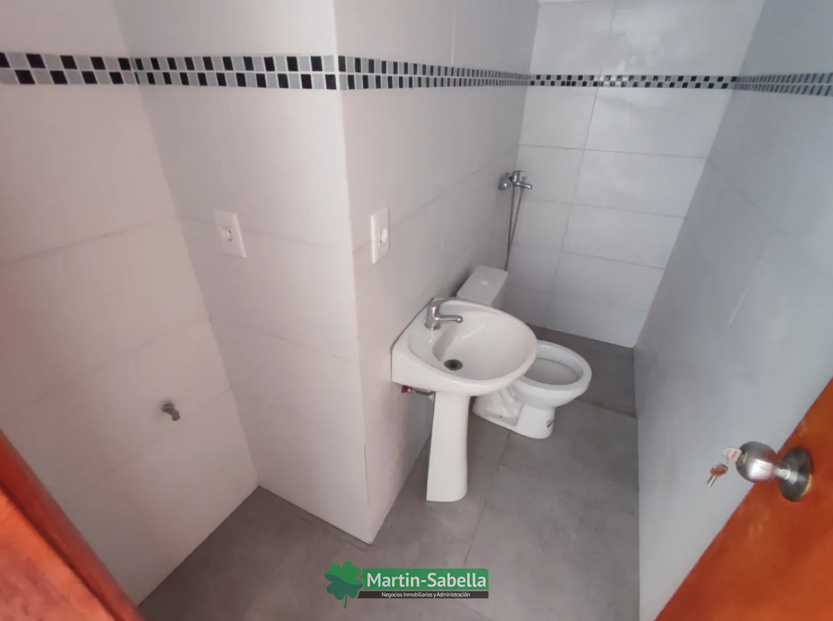 Casa ID.324/Casa-en-alquiler--El-Pinar,-Canelones- - Casa en alquiler - El Pinar, Canelones 