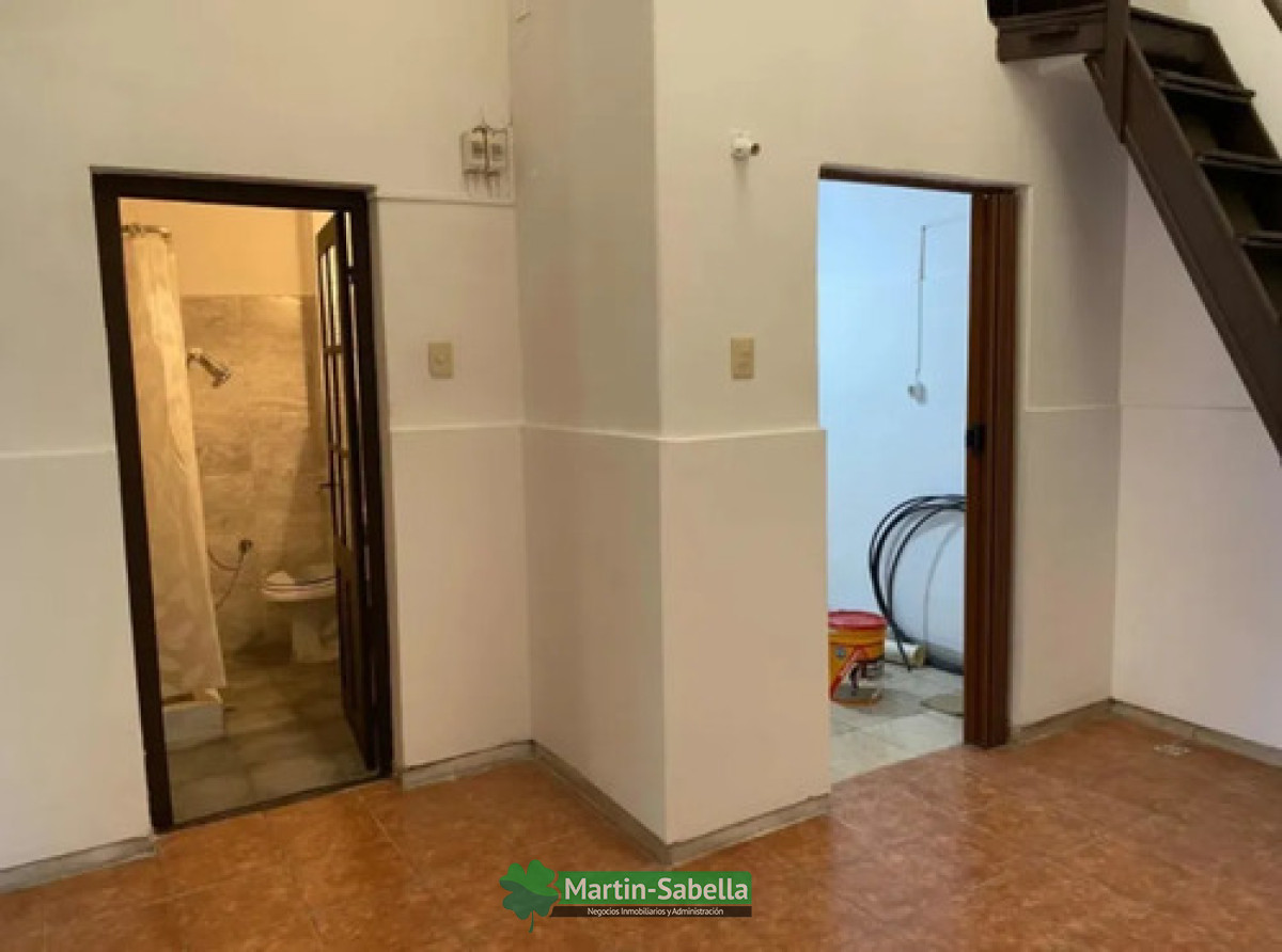 Casa ID.557/Casa-en-alquiler--La-Blanqueada- - Casa en alquiler - La Blanqueada 