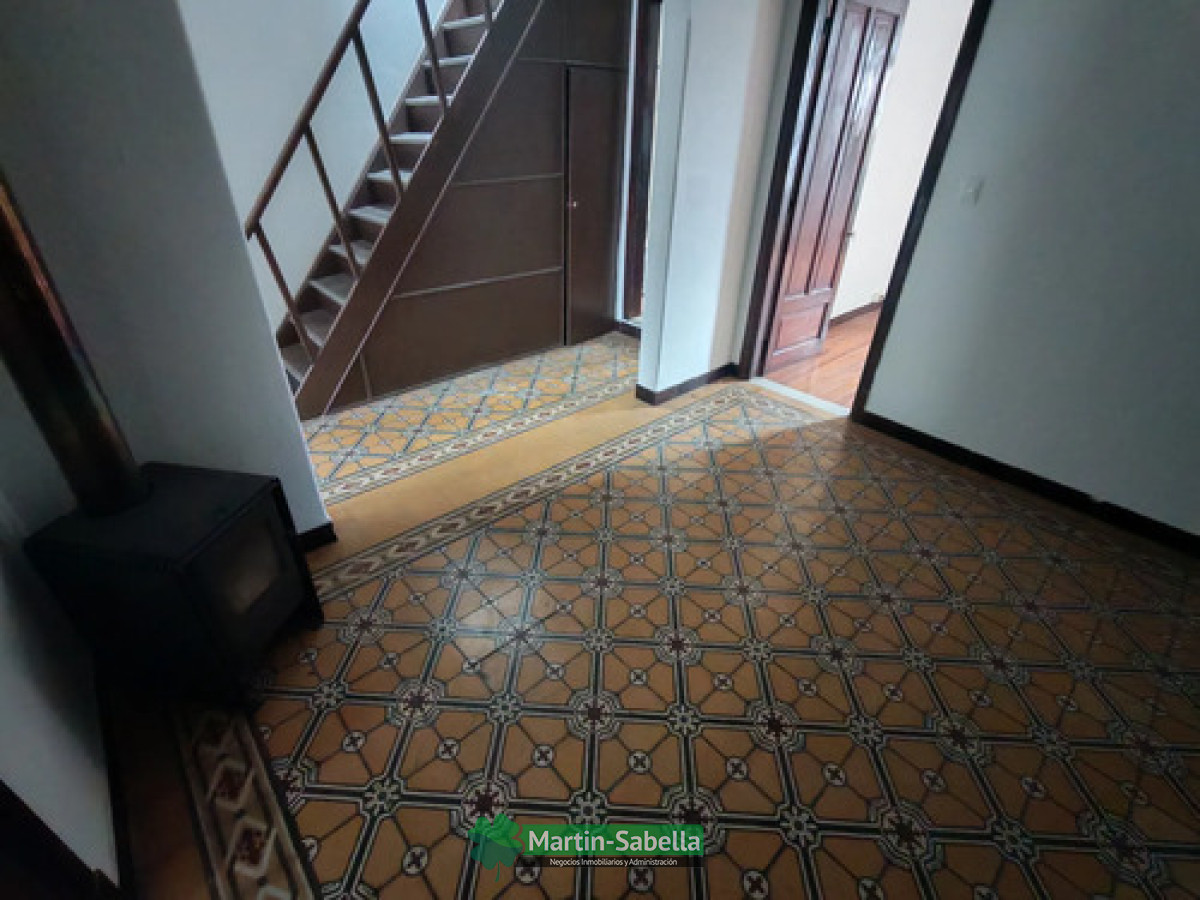 Casa ID.566/Casa-en-Alquiler--Pocitos- - Casa en Alquiler - Pocitos 
