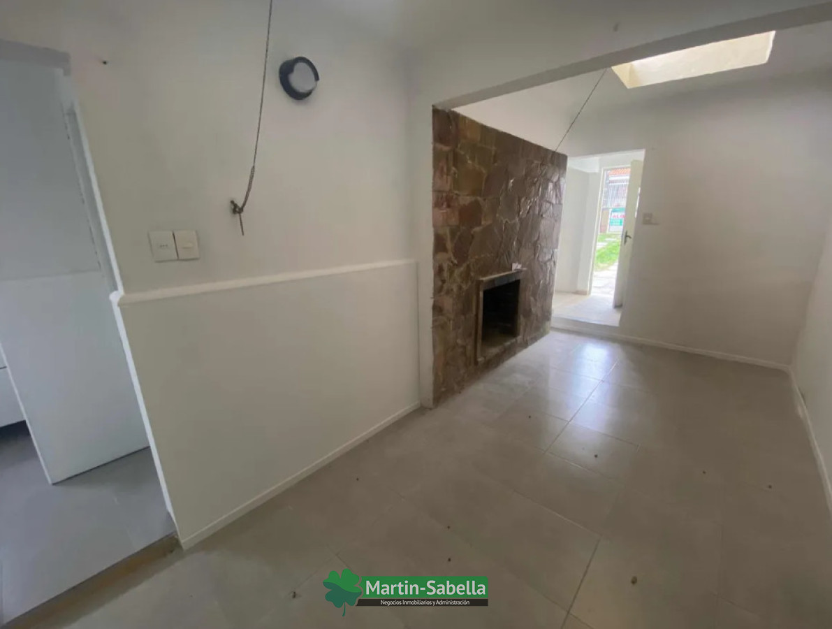 Casa ID.247/Casa-en-alquiler--Brazo-Oriental- - Casa en alquiler - Brazo Oriental 