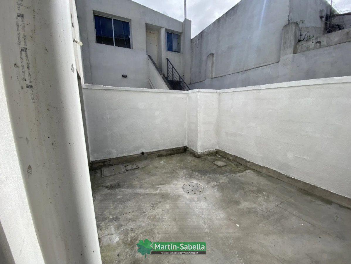 Casa ID.611/Casa-en-Alquiler--La-Blanqueada- - Casa en Alquiler - La Blanqueada 
