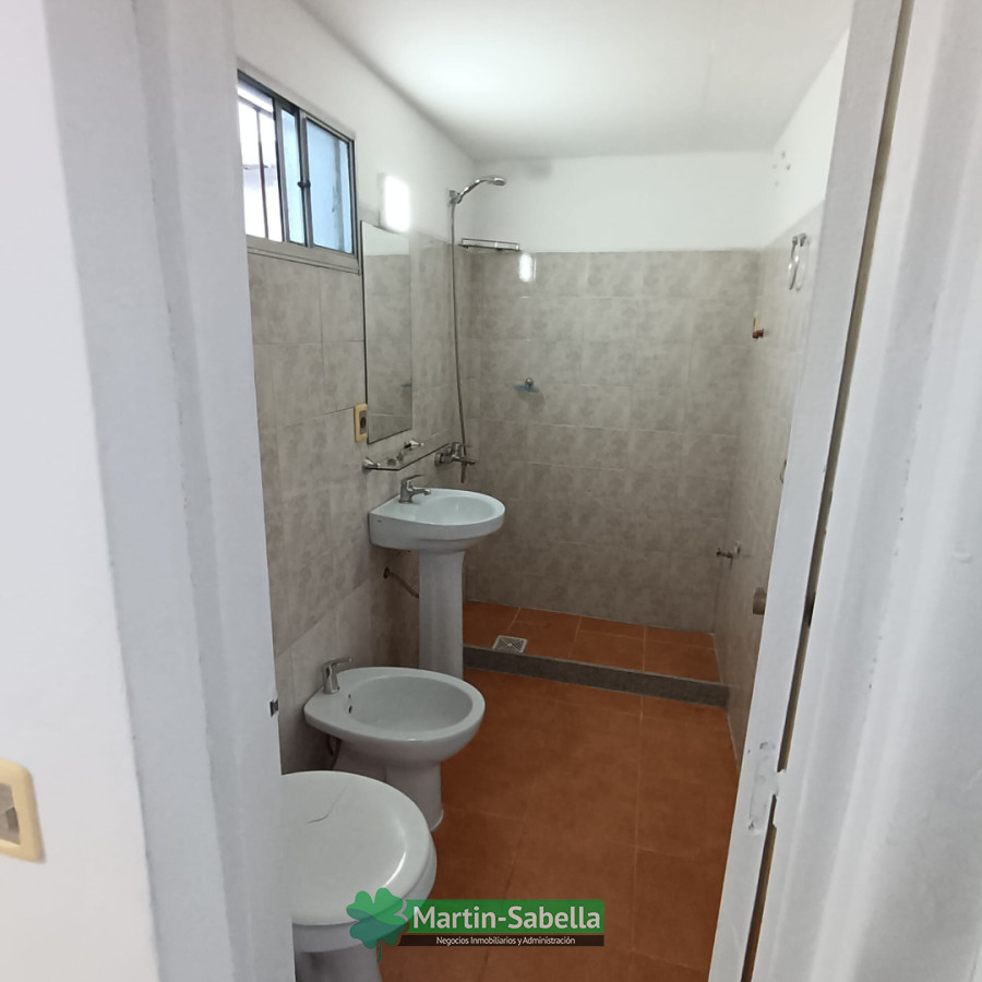 Casa ID.433/Casa-en-alquiler--Aguada- - Casa en alquiler - Aguada 