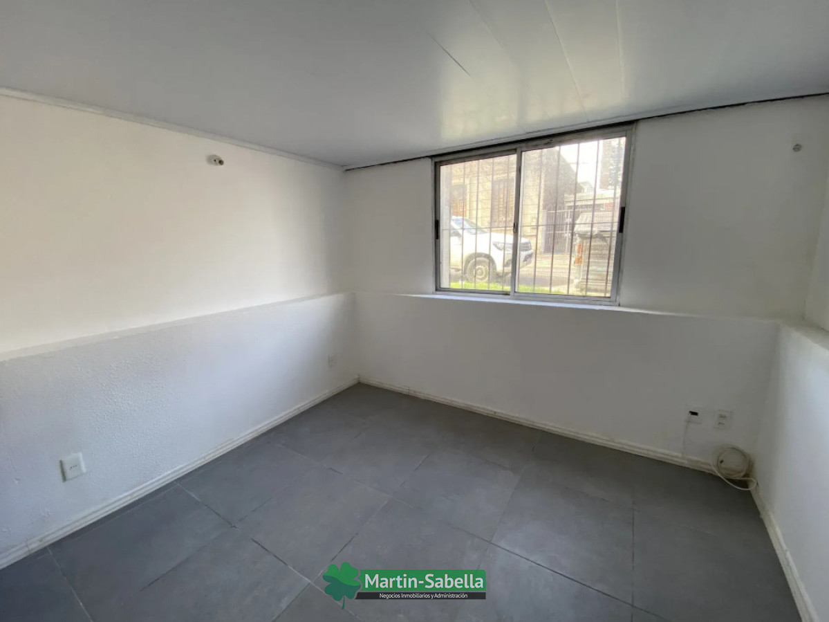 Casa ID.611/Casa-en-Alquiler--La-Blanqueada- - Casa en Alquiler - La Blanqueada 