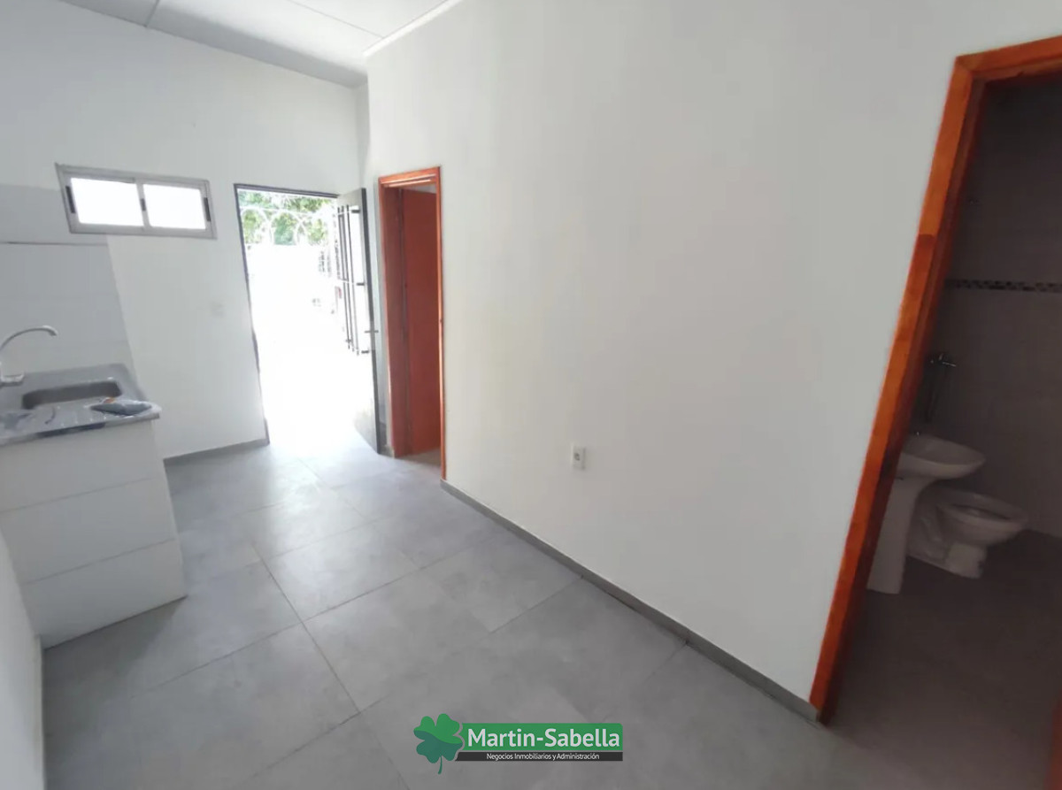 Casa ID.324/Casa-en-alquiler--El-Pinar,-Canelones- - Casa en alquiler - El Pinar, Canelones 