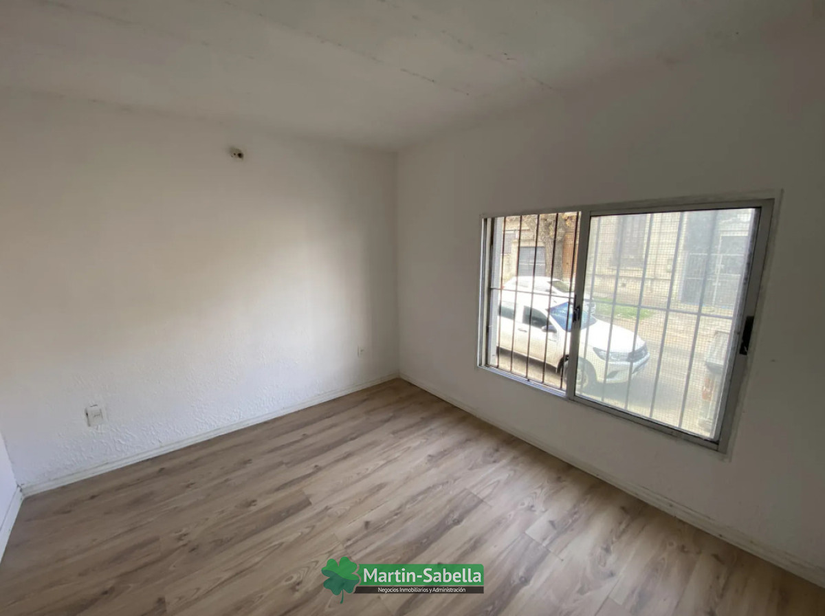 Casa ID.611/Casa-en-Alquiler--La-Blanqueada- - Casa en Alquiler - La Blanqueada 