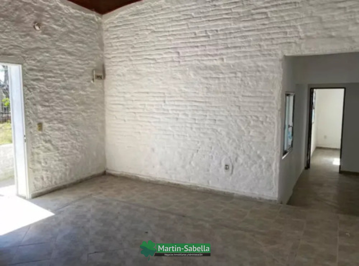 Casa ID.543/Casa-en-Alquiler--Cerro- - Casa en Alquiler - Cerro 