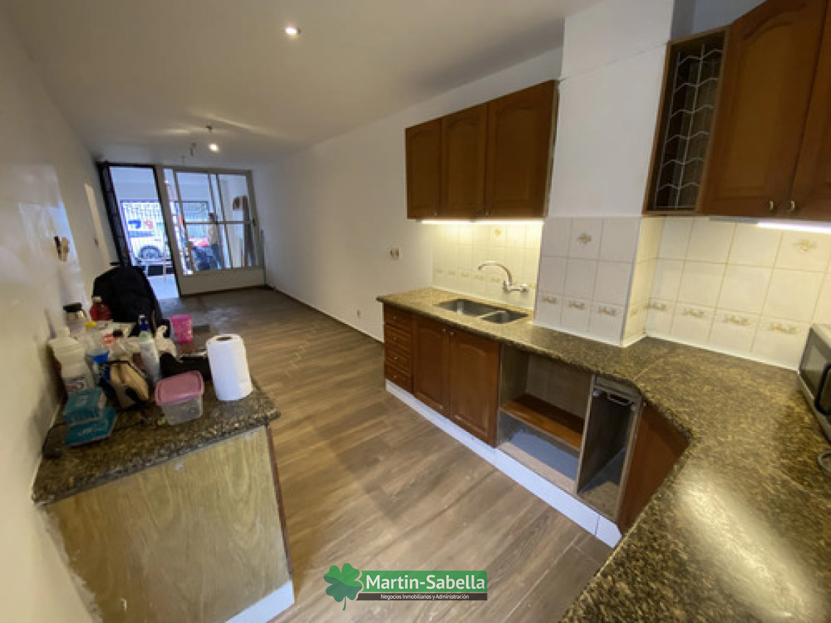 Casa ID.509/Casa-en-alquiler--La-Blanqueada- - Casa en alquiler - La Blanqueada 
