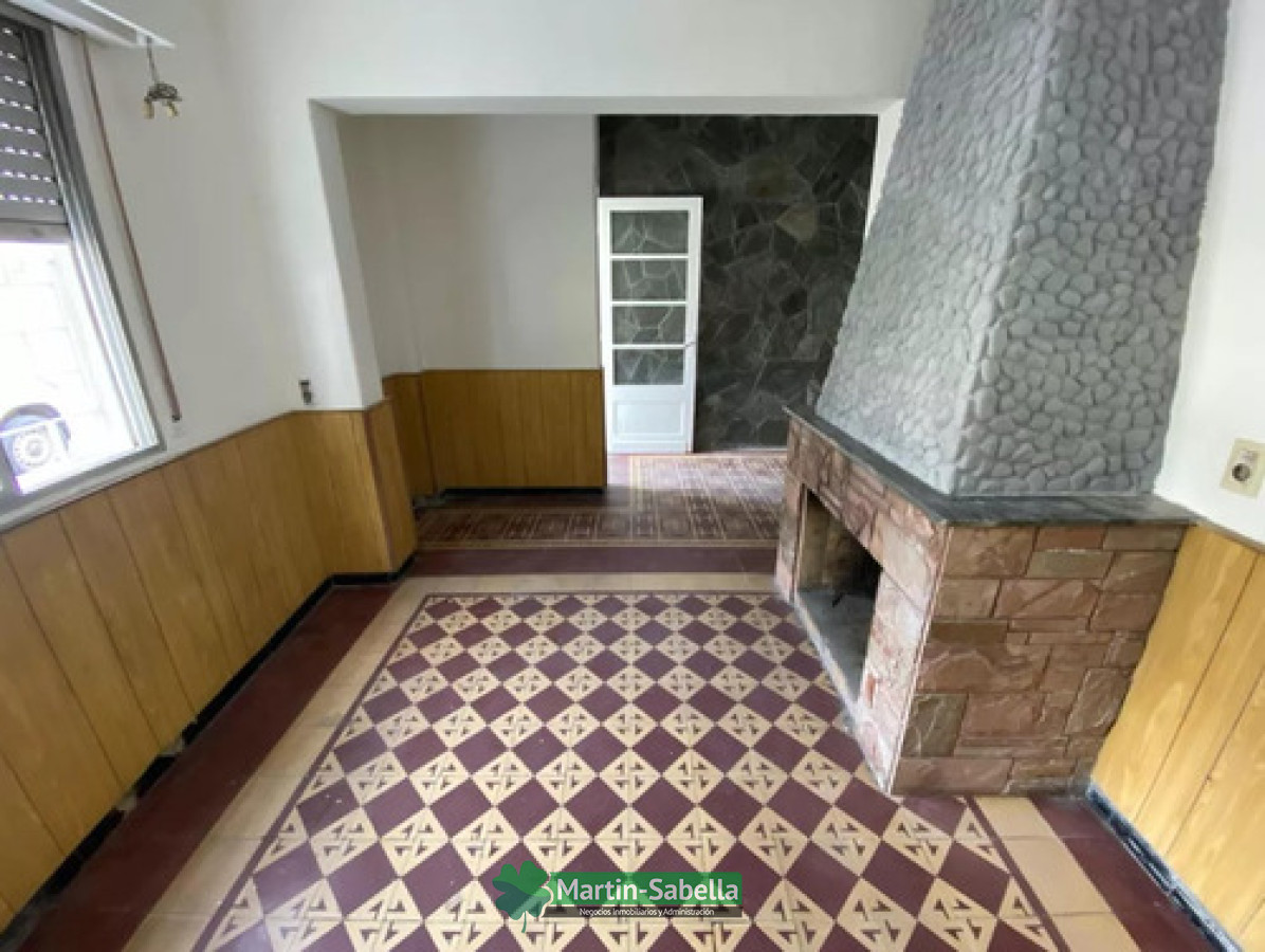 Casa ID.28 - Casa En Venta 1 Dormitorio Con Acceso A  La Azota Y Patio Chico Con Parrillero 